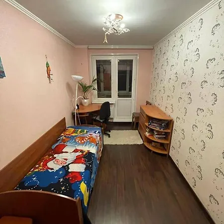 Milos 布拉迪斯拉发
